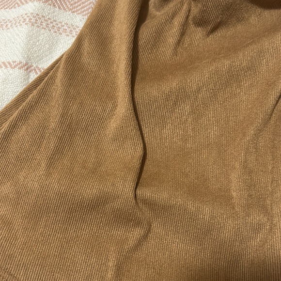 soft ribbed material - Picture 3 of 3